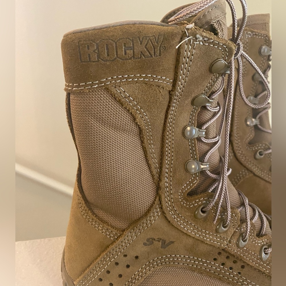 Rocky S2V. Tactical Lace-Up Men’s Combat Boots in Brown. Lace Up. Size 6.USA. - Picture 5 of 8